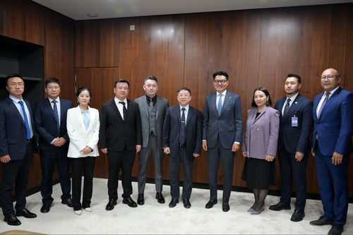 “BYD” компани батарейд суурилсан нийтийн тээврийн Sky Shuttle төслийг Улаанбаатарт хэрэгжүүлэх боломжийг танилцууллаа